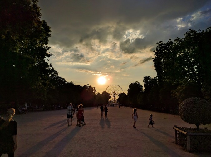 paris-tuileries-sunset