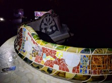 barcelona-weekend-park-guell-benches-at-night